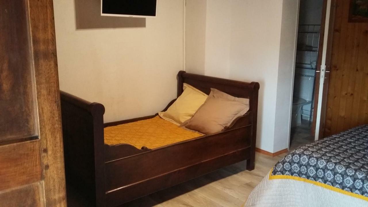 Apartamento La Ferme Du Nizon Valeille Exterior foto
