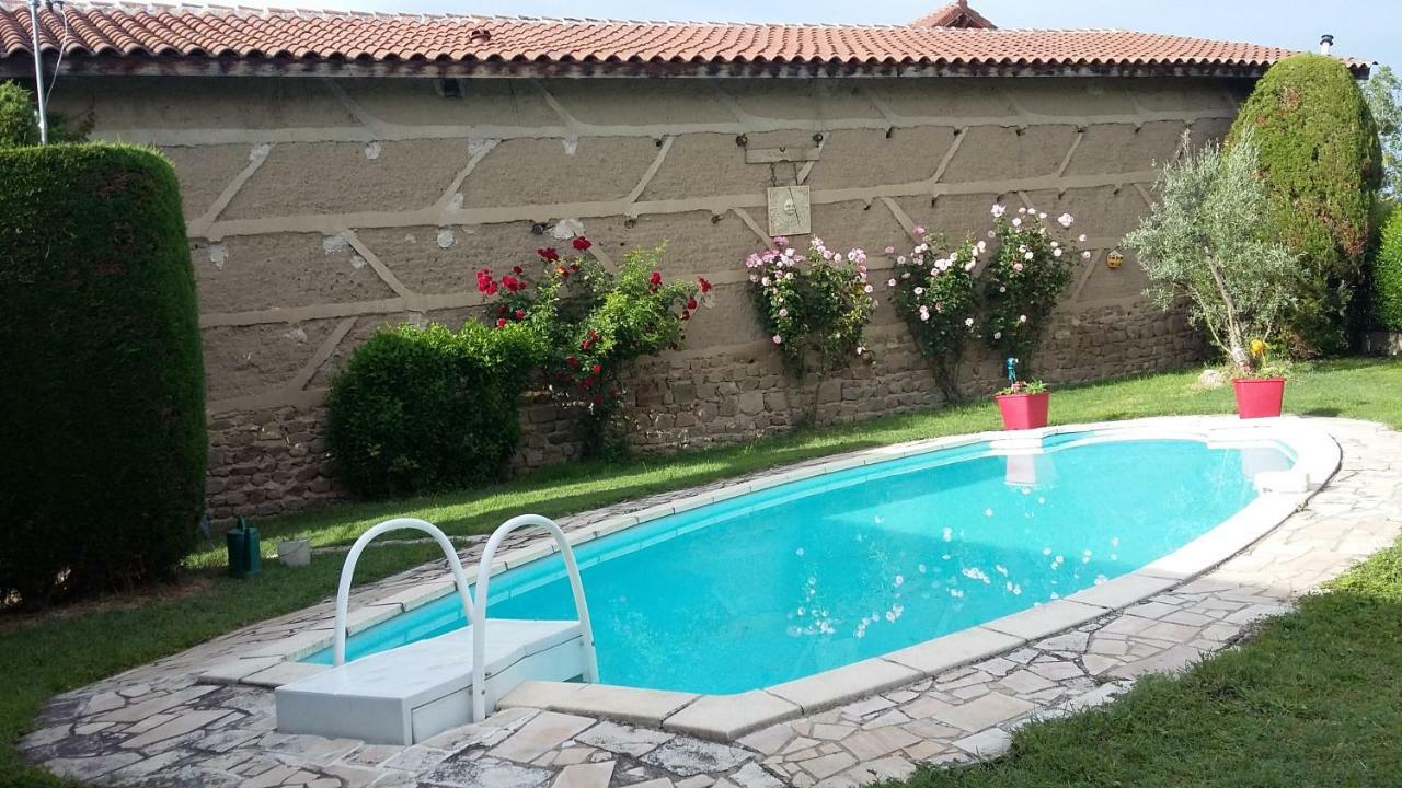 Apartamento La Ferme Du Nizon Valeille Exterior foto